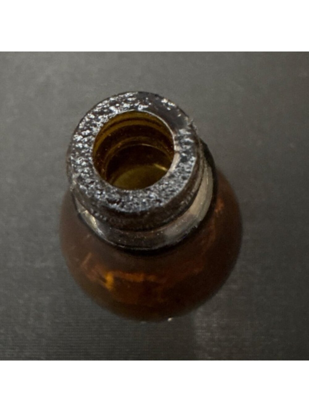 Vintage Amber Glass Light Bulb Bottle Salt Pepper Shaker Metal Lid Brass Bronze - Picture 8 of 16